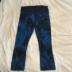 Lululemon midi leggings size 4